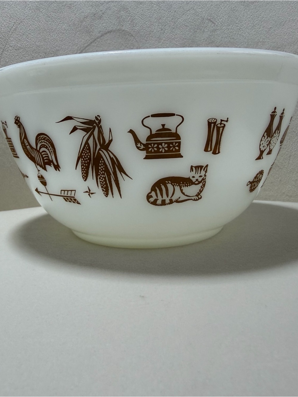 Vintage Pyrex 402 Early American 1.5 Qt Mixing Bowl Brown White MCM Americana - Picture 11 of 11
